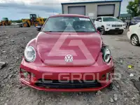 2017 Volkswagen BEETLE photo