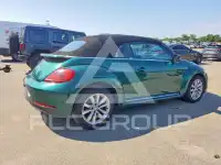 2017 Volkswagen BEETLE photo