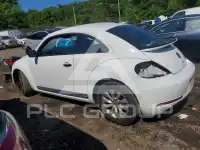 2017 Volkswagen BEETLE photo