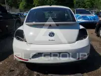 2017 Volkswagen BEETLE photo