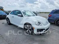 2017 Volkswagen BEETLE photo