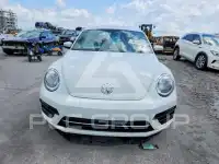 2017 Volkswagen BEETLE photo