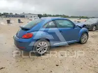 2017 Volkswagen BEETLE photo