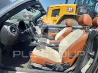2017 Volkswagen BEETLE фото