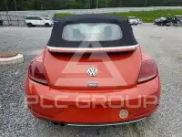 2017 Volkswagen BEETLE photo