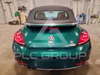 2017 Volkswagen BEETLE photo