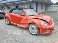 2017 Volkswagen BEETLE photo