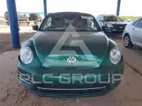 2017 Volkswagen BEETLE photo