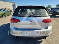 2017 Volkswagen GTI photo