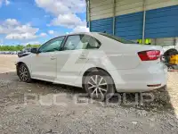 2017 Volkswagen Jetta фото