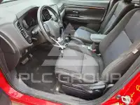 2018 Mitsubishi OUTLANDER photo