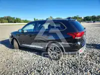 2018 Mitsubishi OUTLANDER photo