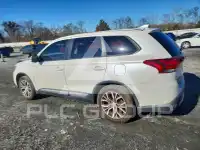 2018 Mitsubishi OUTLANDER photo