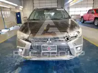 2018 Mitsubishi OUTLANDER фото