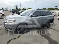 2018 Mitsubishi OUTLANDER фото