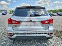 2018 Mitsubishi OUTLANDER фото