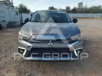 2018 Mitsubishi OUTLANDER photo