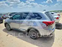 2018 Mitsubishi OUTLANDER photo