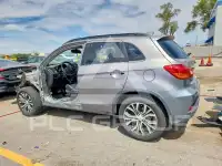 2018 Mitsubishi OUTLANDER photo