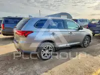 2018 Mitsubishi OUTLANDER photo