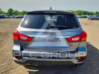 2018 Mitsubishi OUTLANDER фото