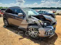 2018 Mitsubishi OUTLANDER photo