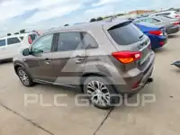 2018 Mitsubishi OUTLANDER photo