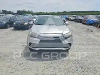 2018 Mitsubishi OUTLANDER photo