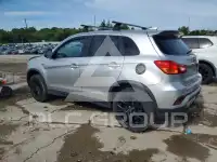 2018 Mitsubishi OUTLANDER photo