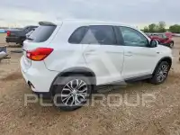 2018 Mitsubishi OUTLANDER photo
