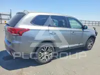 2018 Mitsubishi OUTLANDER photo