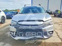 2018 Mitsubishi OUTLANDER photo