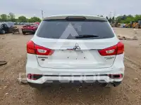 2018 Mitsubishi OUTLANDER photo