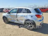 2018 Mitsubishi OUTLANDER photo