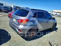 2018 Mitsubishi OUTLANDER фото