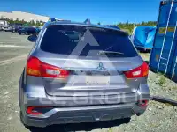 2018 Mitsubishi OUTLANDER фото