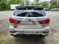 2018 Mitsubishi OUTLANDER фото