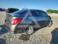 2018 Nissan VERSA фото
