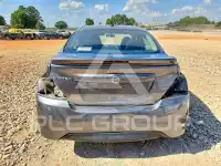 2018 Nissan  фото