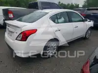 2018 Nissan VERSA фото