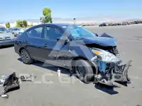 2018 Nissan VERSA фото