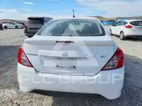 2018 Nissan VERSA фото
