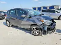 2018 Nissan VERSA фото