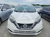 2018 Nissan VERSA фото
