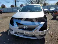2018 Nissan VERSA фото