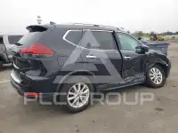 2018 Nissan ROGUE photo