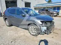 2018 Nissan ROGUE photo