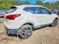 2018 Nissan ROGUE photo