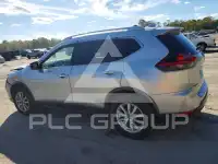 2018 Nissan ROGUE photo