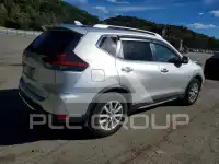 2018 Nissan ROGUE photo